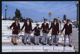 Seis jovens da Banda Musical de Tavira.
